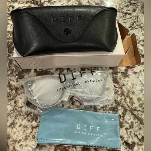 DIFF Blue-Blocking Glasses